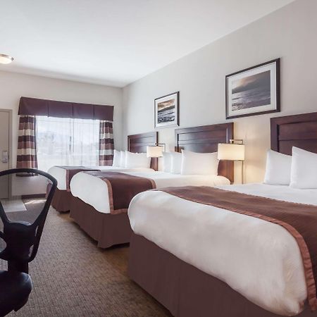 Hotel Ramada By Wyndham Creston Extérieur photo